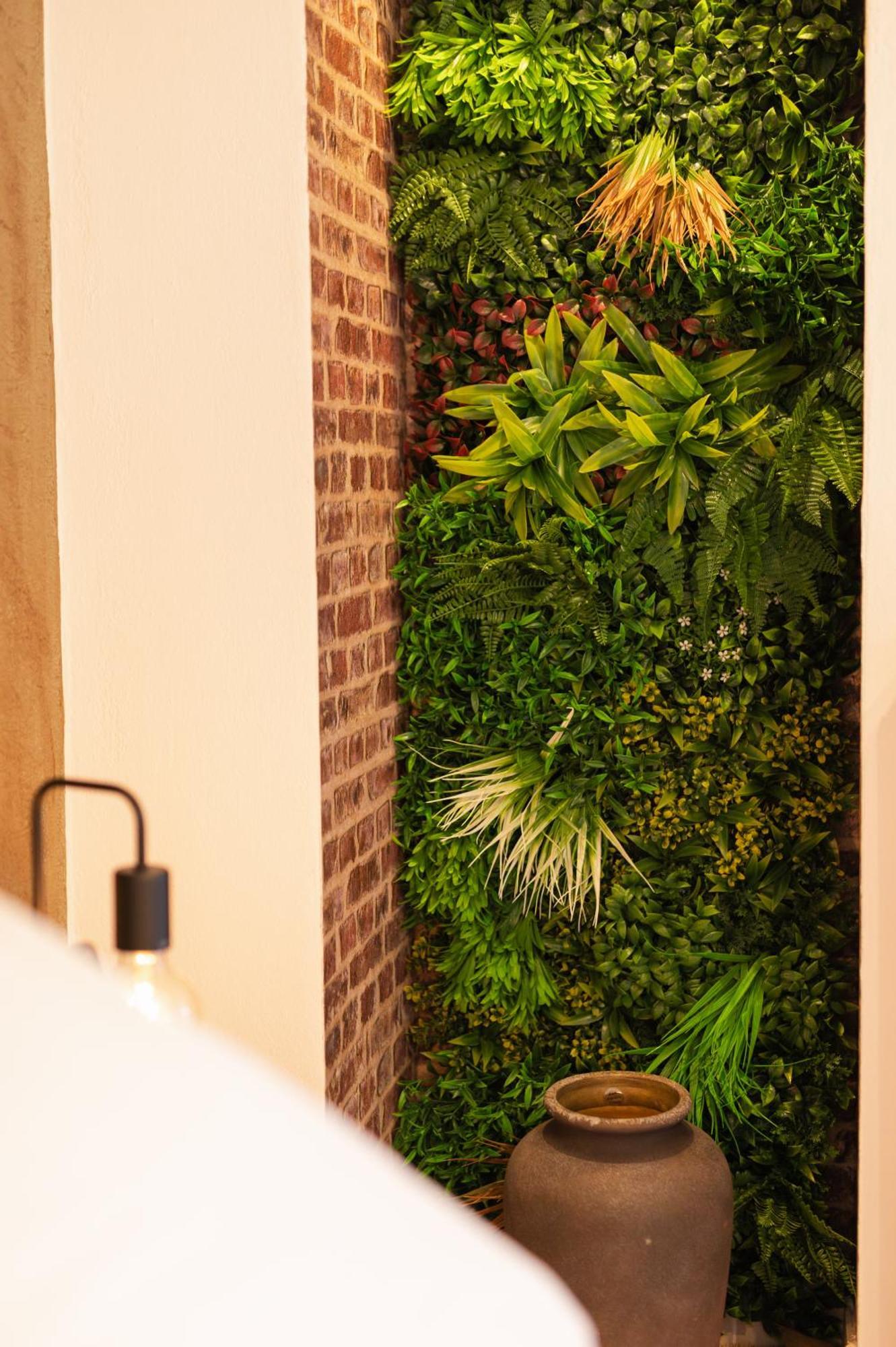 Gardens Of Babylon Suite By Heaven'S Hall Luxury Suites Alejandrópolis Exterior foto